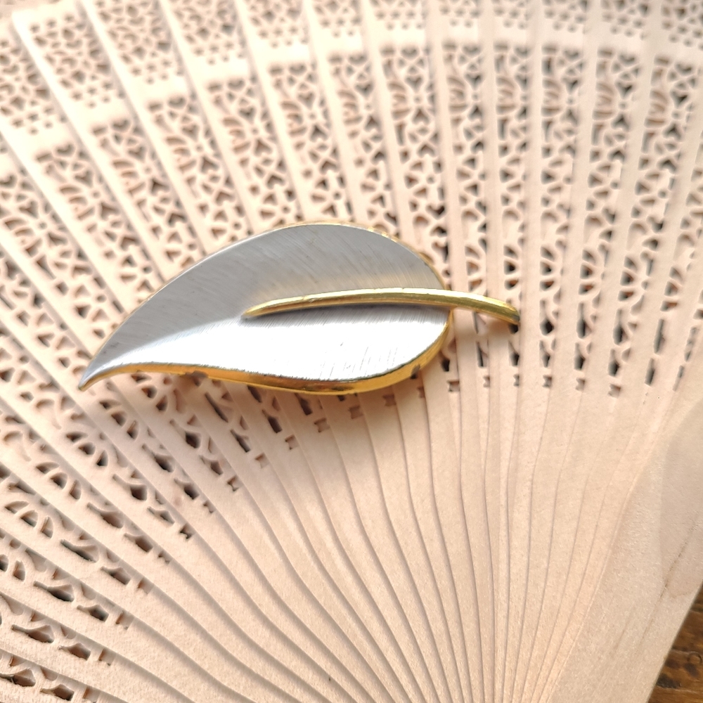 Vintage Brooch